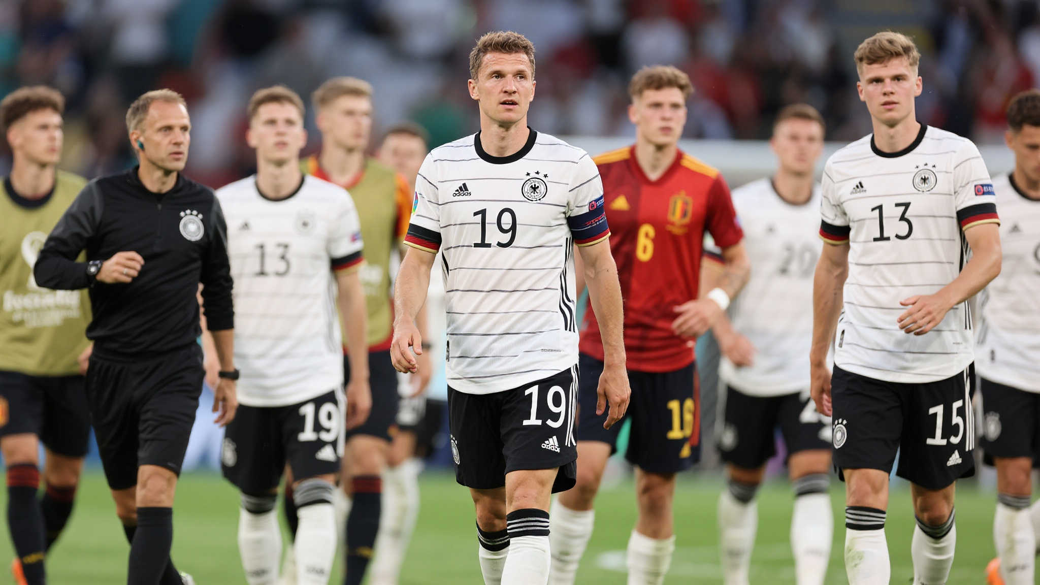 巅峰对决一触即发:欧国联半决赛德国迎战葡萄牙 从技战术角度来看,德国国家队以其稳定性和整体协作闻